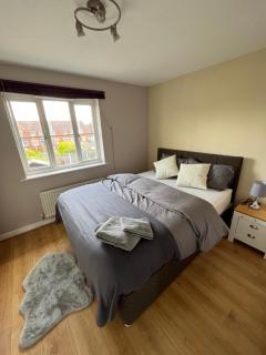 Stylish 2 Bedroom Home In Essex - Basildon - 2