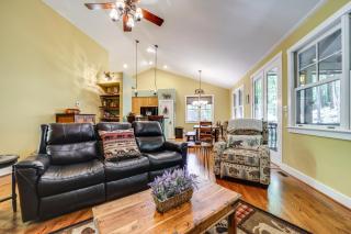 4 Mi to Lake Tuckasegee Home with Community Perks - Tuckasegee - 7