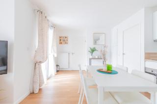 Bel Appartement gare Wifi - 9