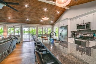 Modern Kentucky Lake Home with Deck, Dock, View - 4