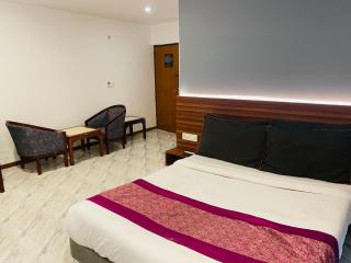 Royal Presidency Inn - Lucknow - 1