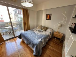 Departamento en Viamonte con balcón, cerca de Av Córdoba y Corrientes - Buenos Aires - 0