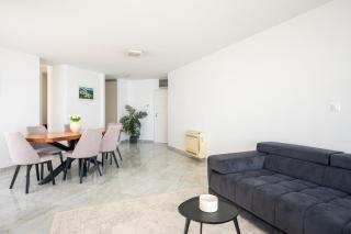 Sea view apartment by Nono Ban - Split - 5