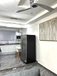 Luxury Apartment with Pool, McCarthy hill - Accra - 4