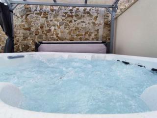 Chambre spacieuse, jacuzzi, proche parc Astérix - Thiers-sur-Thève - 8