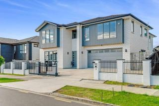 5 BDR Flat Bush Mansion - Central Aircon, Fast WiFi, Pool Table, Netflix and More! - Auckland - 9