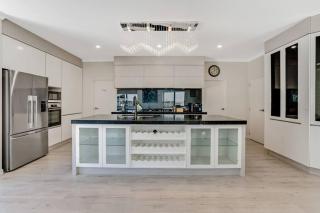 5 BDR Flat Bush Mansion - Central Aircon, Fast WiFi, Pool Table, Netflix and More! - Auckland - 6