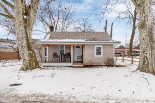 Charming PLX Cottage-LAKE VIEW - Akron - 7
