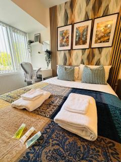 Newly Renovated Private self contained room with Private dedicated Bathroom - Selly Oak Birmingham R2 - 9