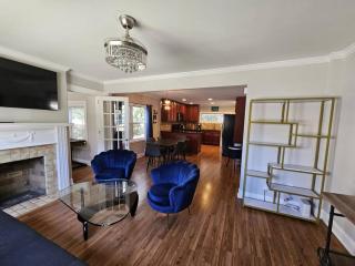 Gorgeous 2BR home with Private Backyard - Atlanta - 8