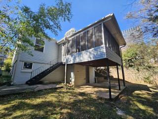 Gorgeous 2BR home with Private Backyard - Atlanta - 7