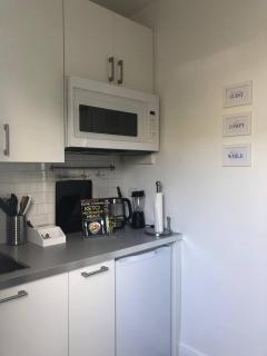 Cozy Studio Apartment - Miami - 1