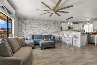 Malia Makai - D - Dolphin - 0