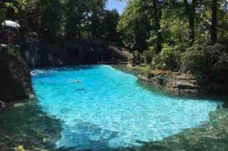 10 guest Ski Chalet Pools Golf Ski Hike - Vernon Township - 8