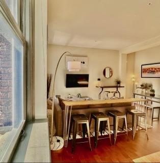 Charming Downtown Seattle Condo with Water Views - Seattle - 5