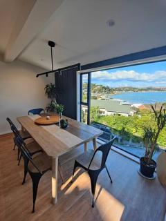 Sea views in lovely beach side area - Porirua - 6