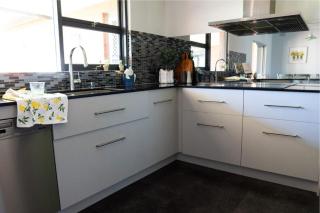 Grantley Retreat 8 Grantley Ave Victor Harbor - No Linen Included - 1