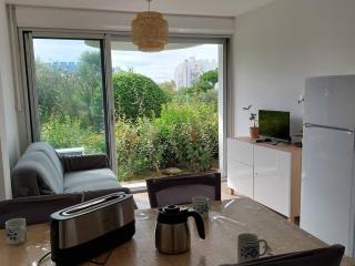 Studio Cabine Rénové Proche Plage, Commerces, Clim, WIFI, Parking - FR-1-328-230 - 8