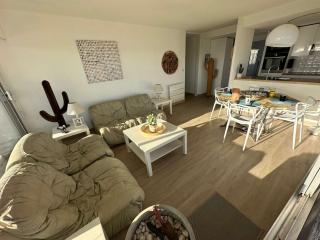 Superbe 3 pièces avec terrasse près de la plage et commerces, parking inclus - FR-1-328-233 - 5