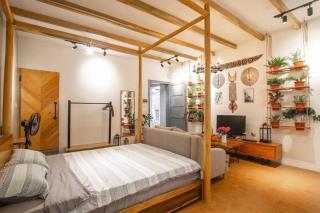 AfricantPrivate/2' to Hoankiem Lake & Beer Str. Bar 18+ - 7