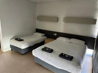 Overlander Hotel - 8