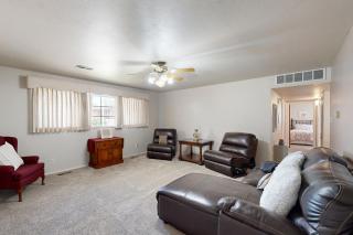 The Jacobs Family Home - Farmington - 1