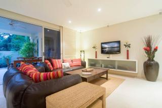 Oceanique - Absolute Beachfront Port Douglas - Port Douglas - 1