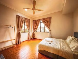 JB GatheringHouse Bungalow 5Bedroom 12pax - Johor Bahru - 3