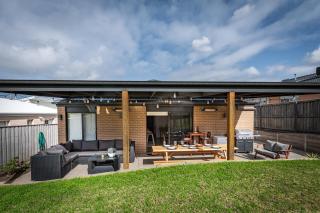 Relaxing Coastal Charm Retreat - 8