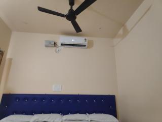 Redkar Rooms Gokarna Beach front AC And Non AC Rooms - Gokarn - 2