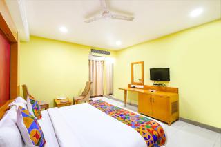 FabHotel Prime Mahalaya Residency - Nr Chennai International Airport - Madras - 3