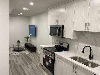Cozy newly built 1 bedroom suite - Calgary - 0