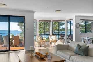 Seaside Escape - direct Collingwood Beach access - Vincentia - 8
