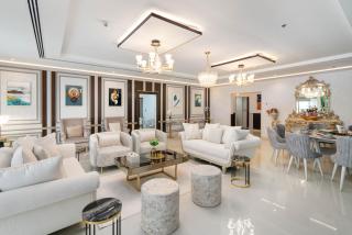 Grandeur Penthouse with beach access & Palm views - 0