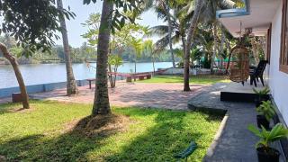 River View - Waterfront VILLA - 0