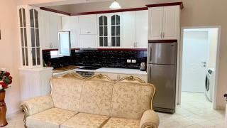 James Apartment - Sarandë - 0