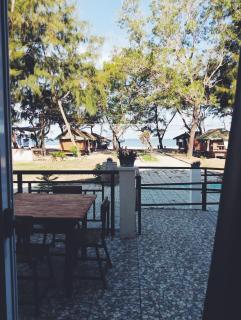 Villa Loreta Beach Resort - Zambales - 2