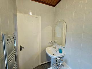 Craigietinny Road Apartment- 3 beds - Edinburgh - 4