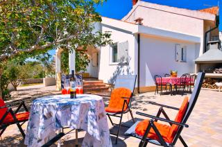 Charming holiday home Little House - Povljana - 4