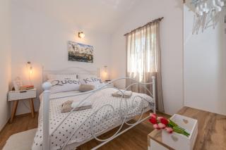 Charming holiday home Little House - Povljana - 3