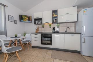 Charming holiday home Little House - Povljana - 1
