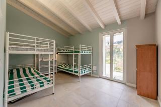 Charming one-floor villa with garden, car parking - 4