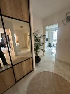 Très beau trois pièces avec vue dégagée - 7