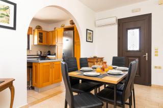 Villa Alnika Acacia by Villa Plus - Lakhania - 5