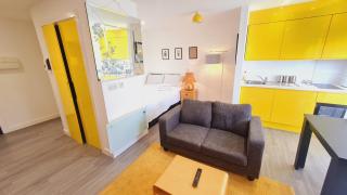 Compact Studio Serviced Apartment Sheffield City Centre - Netflix, WiFi, Digital TV - Sheffield - 7