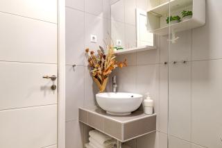 Charming renovated apartment next to the sea - Šibenik - 4