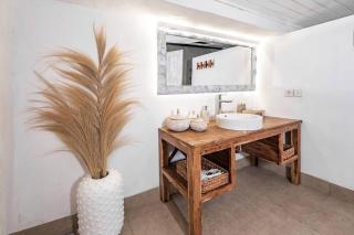 Villa Amedee Ubud - Ubud - 1