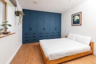 Modern 4 Bed Bungalow - Peaceful Rural Setting Pass the Keys - Elstree - 4