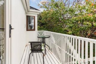 Beachside Retreat - Wellington - 6