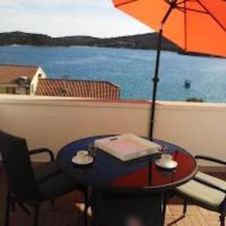 Apartments Perina - Tisno - 9